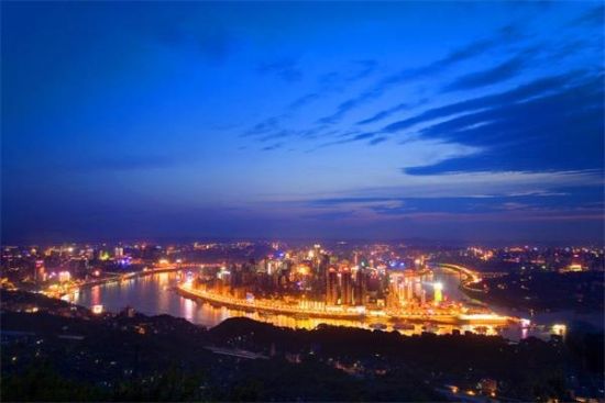 山城重庆，都市自然和谐之旅