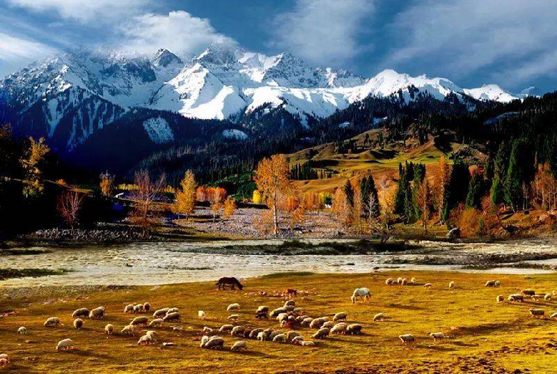 新疆，神秘美丽的土地，令人心驰神往的火焰之地